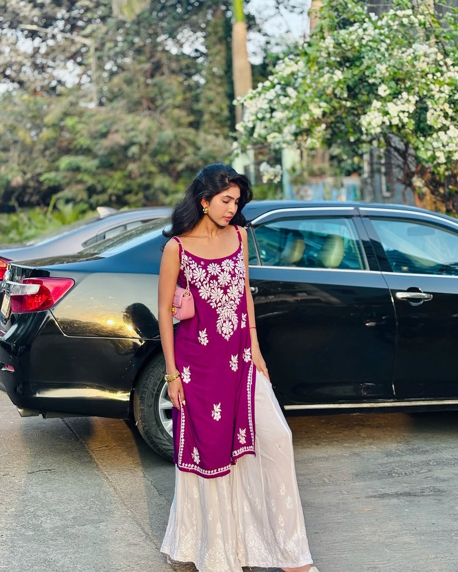 Anushka Noodle Chikankari Kurti